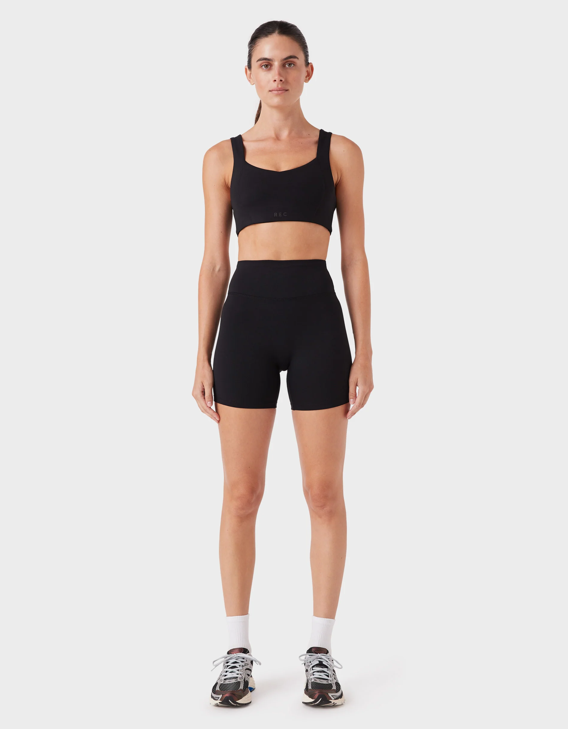 HOLDform V Sport Crop Blackout - Image 6