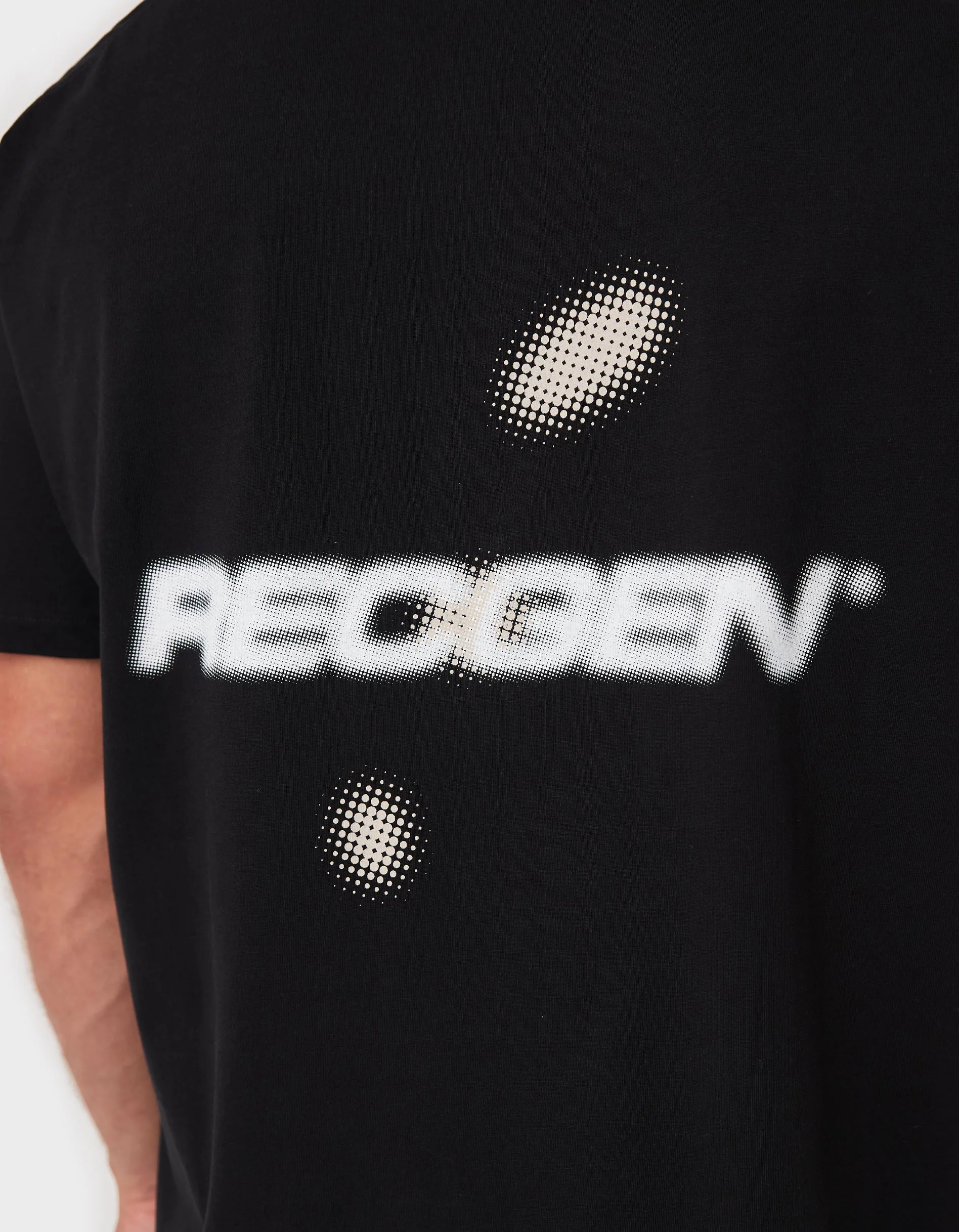 Mass PXL Tee Black - Image 4