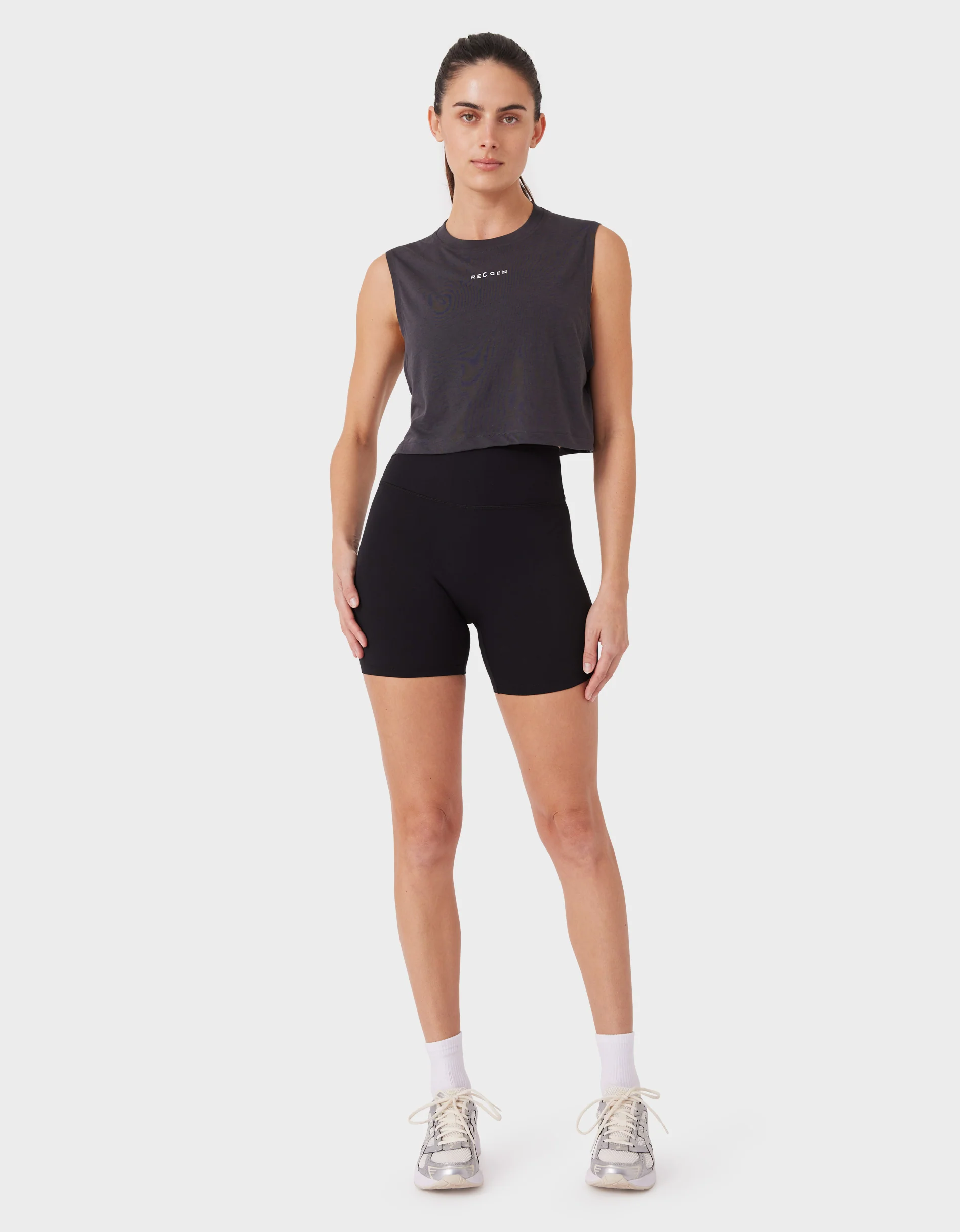 Oxy Float Crop Tank Graphite - Image 3