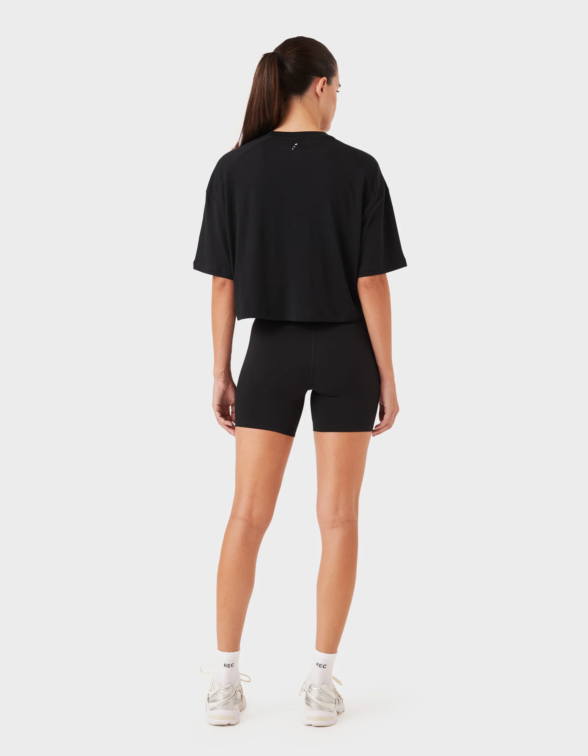 Oxy Float Crop Tee Black - Image 5