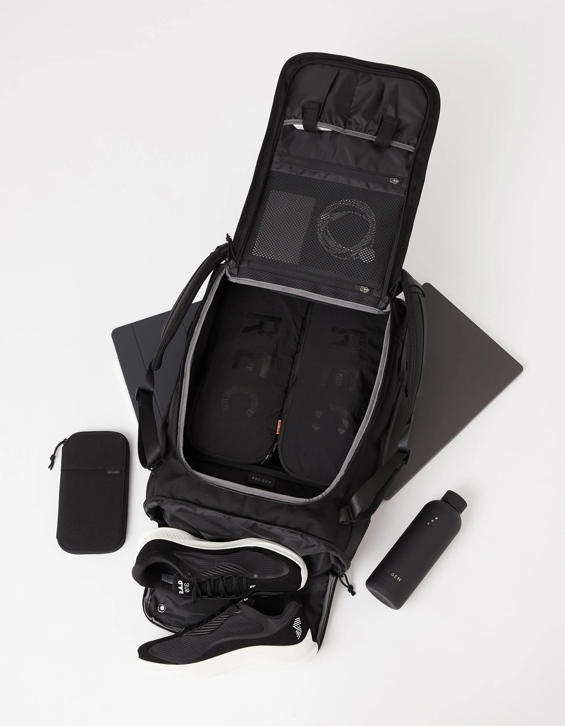 Rec Ultimate Travel Set Black - Image 3